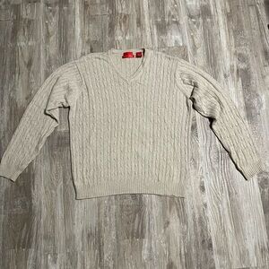 Izod Men's Beige V-Neck Cable Knit Sweater